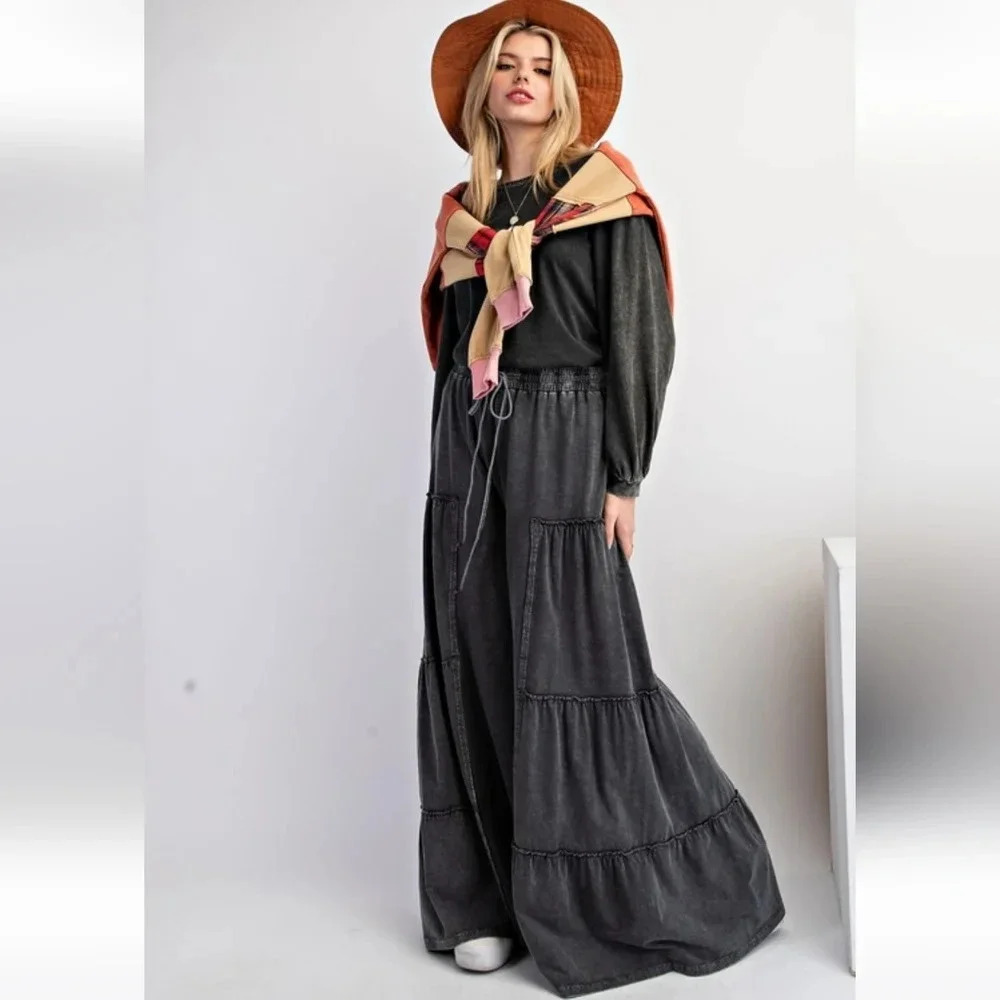 Easel Black Mineral Washed Tiered Pants New